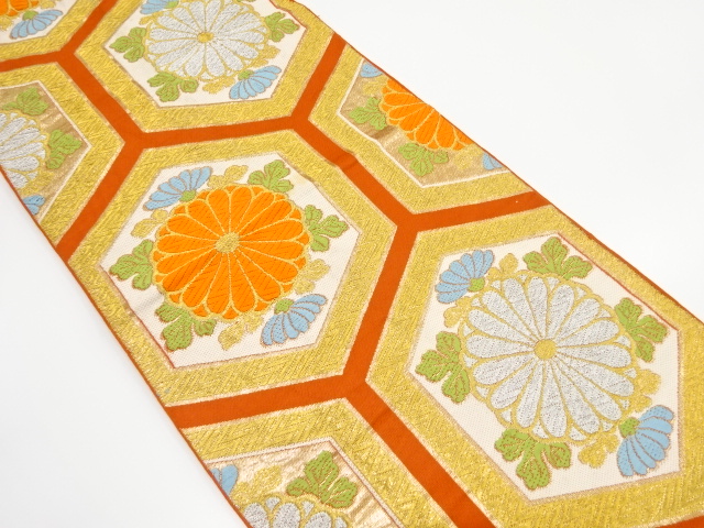 アンティーク　亀甲に菊模様織り出し袋帯（着用可）